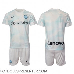 Inter Milan Bortatröja Barn 2022-23 Kortärmad (+ korta byxor)
